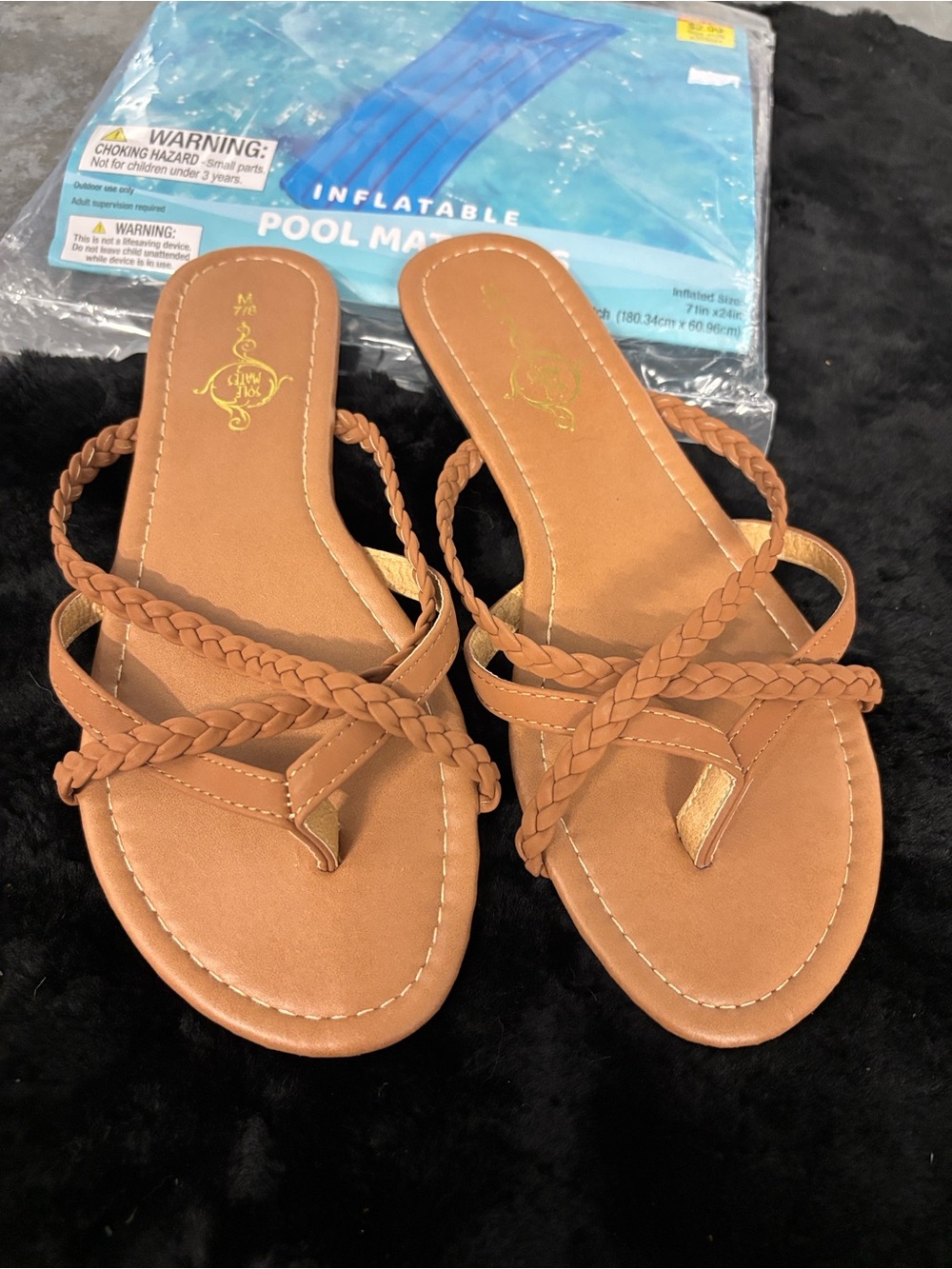 Sole Mates Selene Braided Strap Thong Tan Women's Slide Sandals Flat M 7/8